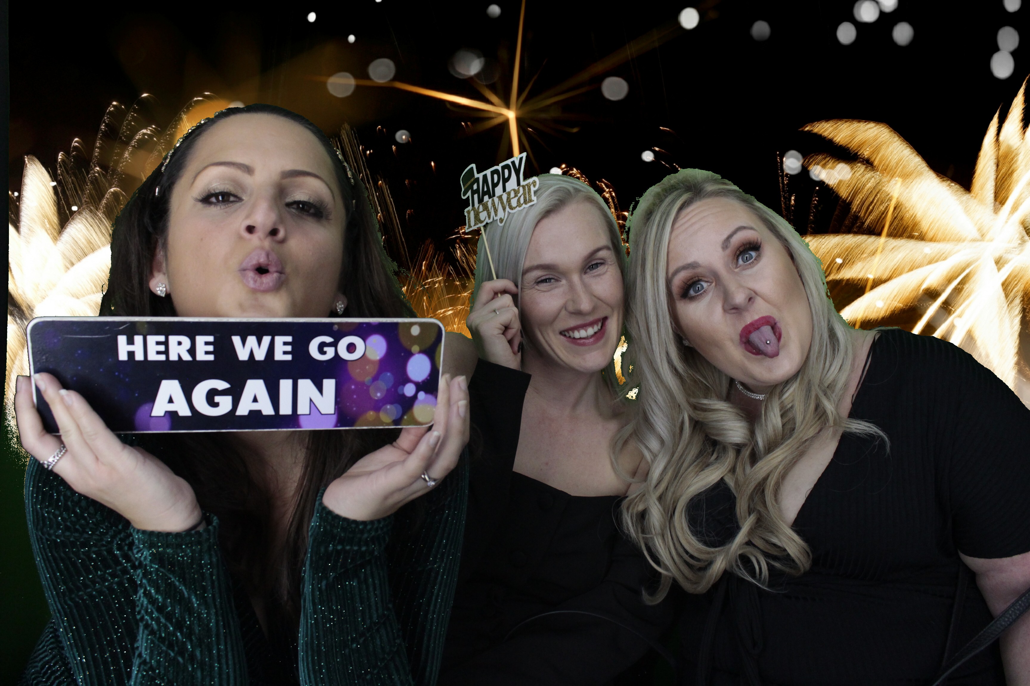 NYE Party | View more photos from the event at gallery.myphotoboothexperience.co.uk/u/MyPhotoBoothExperienceLtd/NYE-Party